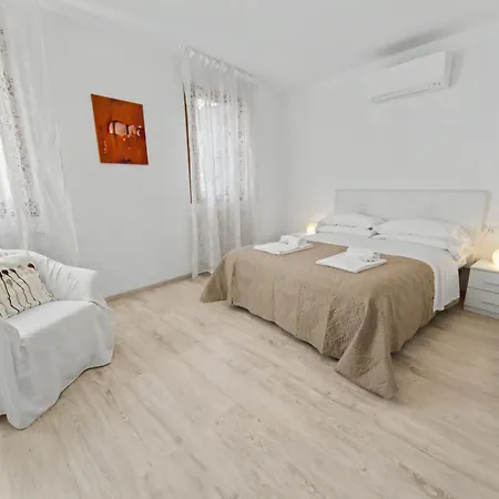 شقة Ca' D'oro Canal View - 2 Bedrooms