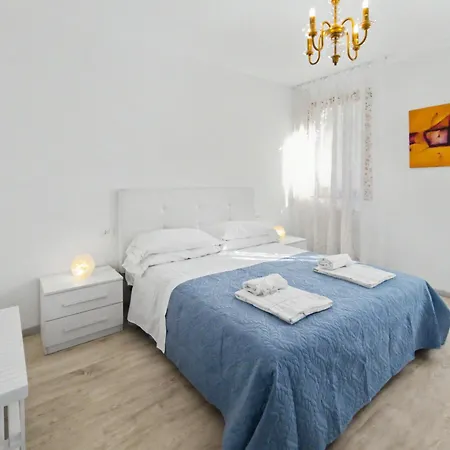 شقة Ca' D'oro Canal View - 2 Bedrooms البندقية